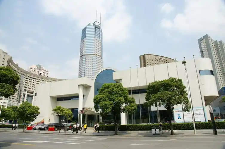 上海国际展览中心外观图片