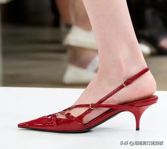 高档女鞋品牌大全高端女鞋品牌排行榜2023年夏季上市的奢侈品女鞋系列