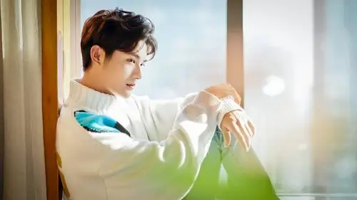 郑业成 cr. -浮生如月- - 堆糖,美图壁纸兴趣社区