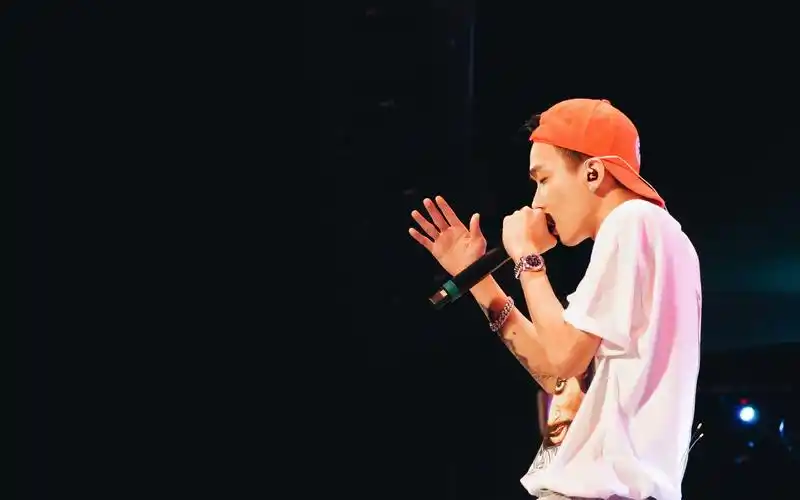 tizzyt 你的男孩【摩登天空纽约中央公园】