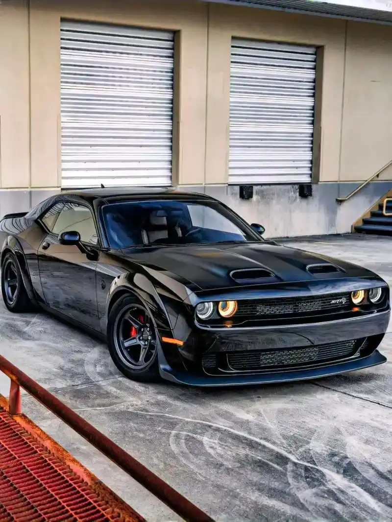 道奇挑战者srt地狱猫 #道奇挑战者 #地狱猫 #地狱猫sr - 抖音