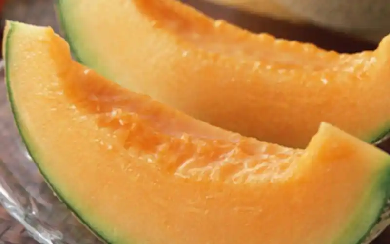 缓解精神压力,改善眼部疲劳,哈密瓜的功效和禁忌有哪些?