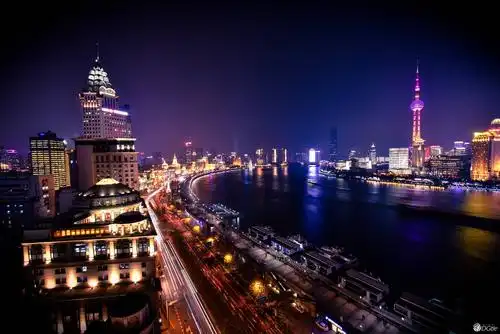 soho高楼俯瞰上海夜景