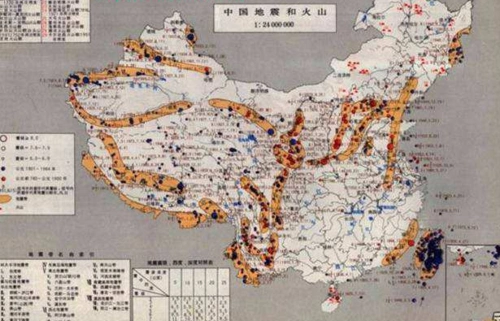 天津市属于华北平原地震带.