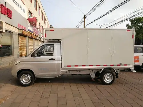 想买五菱荣光新卡1.8单排厢式货车我这里没货要定