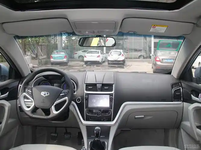 5l 手动豪华型 新帝豪内饰材料怎么样 新帝豪购车手册_太平洋汽车