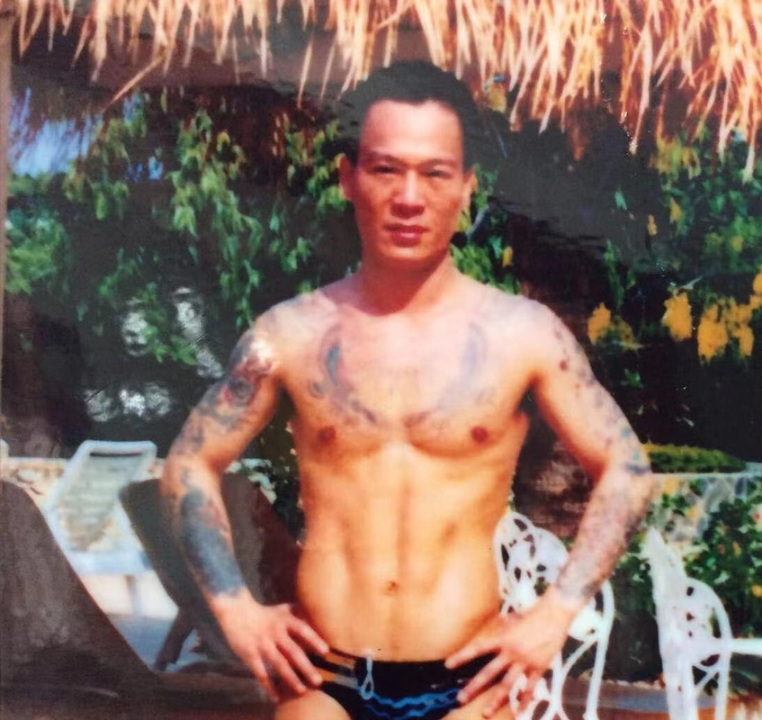 "b哥"吴志雄:婚前有8个女友,为借钱当刀手,常去陈惠敏地盘玩