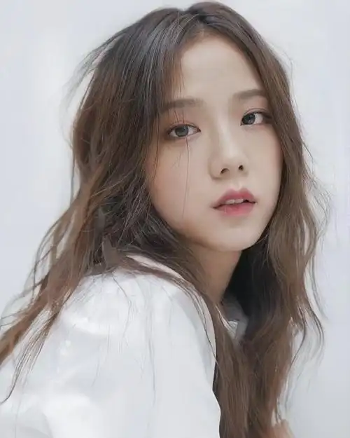 巴黎时装周blackpink金智秀 (jisoo)代言迪奥dior2021春夏女装
