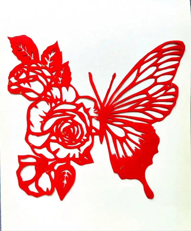 剪纸-蝴蝶《蝶恋花03》 剪出来的效果感觉还不错!