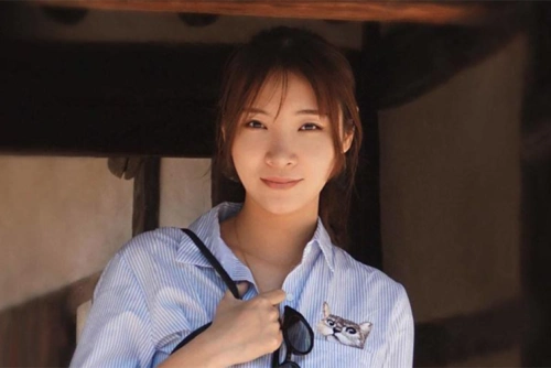 那个高考状元当了游戏主播_石悦