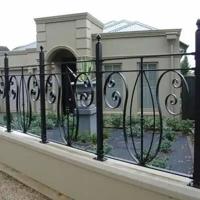 周口围墙锌钢护栏厂 周口工厂别墅围墙栅栏锌钢围栏 小区锌钢围墙护栏