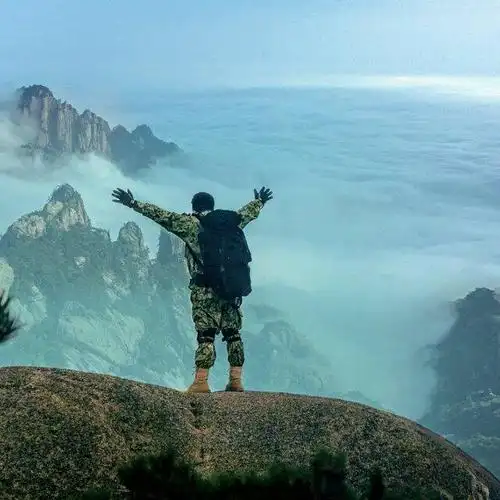 山高人为峰8023头像