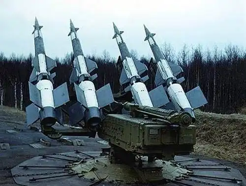 韩称朝军地空导弹增加20倍防美韩空袭平壤