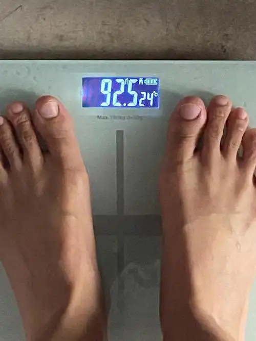 5斤(这是放肆过调节后的体重,建议还是不要暴食)1661526615号