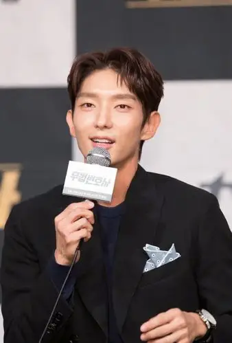 还记得《我的女孩》中"徐正雨"吗?转眼14年,现在他变什么样了