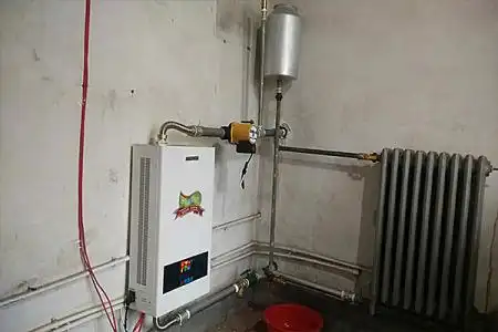 用小型家用电锅炉一个采暖期得多少钱?