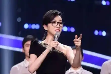 立春词10首,用作主持人词写作参考.