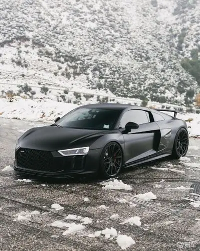 气场更凶悍!男人的梦想,超跑奥迪r8黑武士实拍