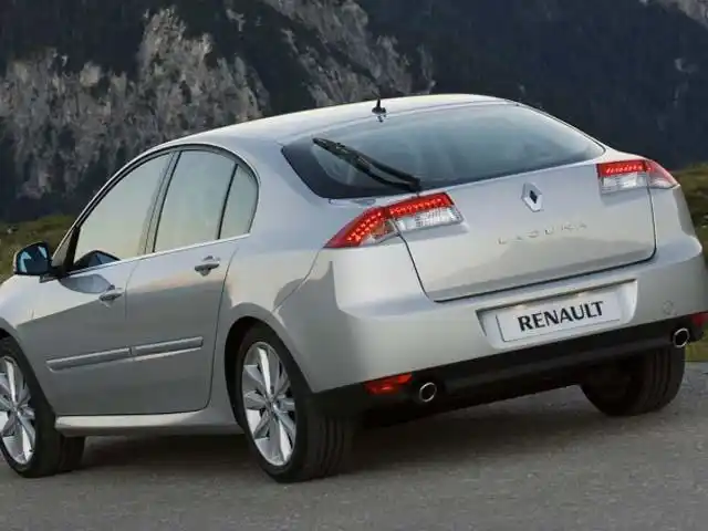 品牌简介 关闭 新拉古娜延续了雷诺车一向与众不同的风格,性能方妹换