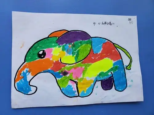 花格子大象艾玛