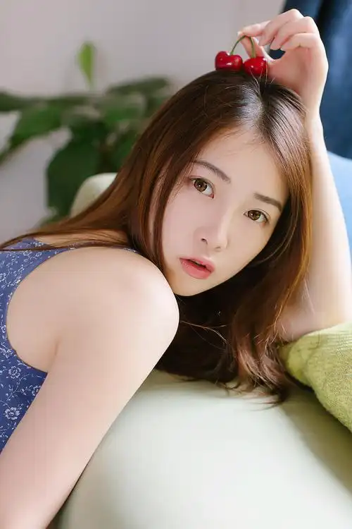 长相标志的性感大胸美女亚洲人体模特艺术高清图片三