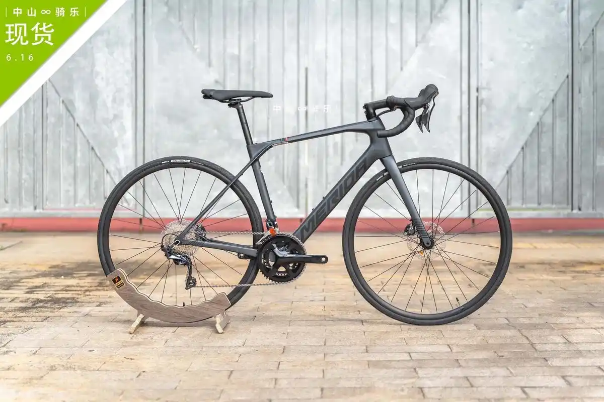 美利达 斯特拉5000|碳纤维公路车.#自行车推荐 #让骑行 - 抖音