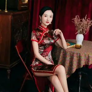 灵澜年轻款少女短款修身性感高开叉旗袍复古红色日常气质旗袍2020