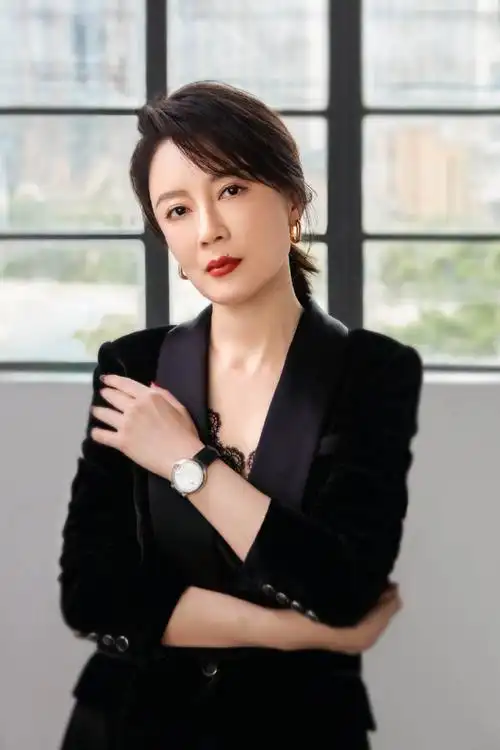 冯波在等待中沉淀在煎熬中坚持