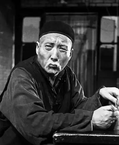 于是之塑造的《茶馆》中的王利发