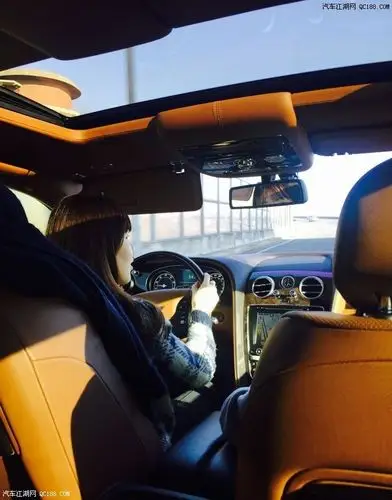 关键词是高端上档次 意外体验宾利飞驰