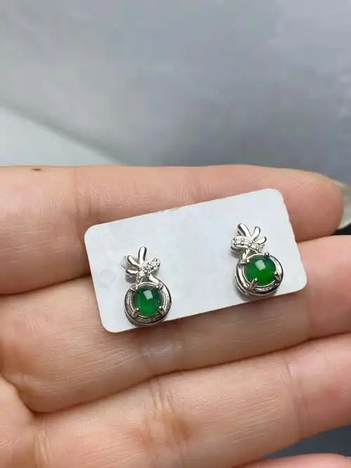 天然翡翠满绿耳钉s925银镶嵌