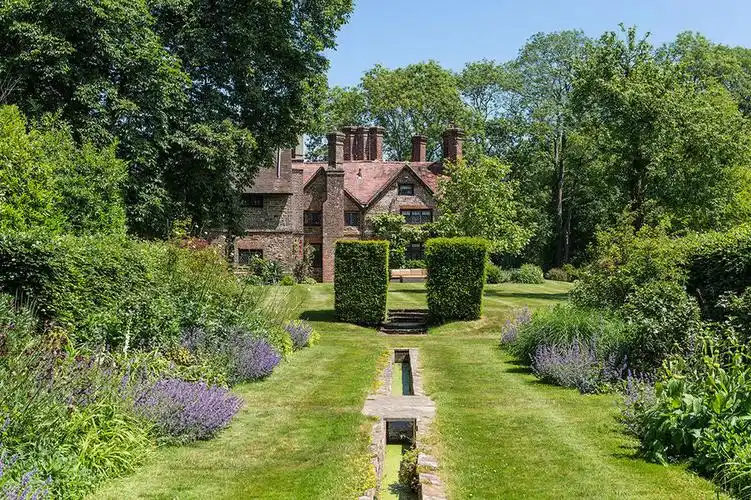 每日豪宅 | 园艺大师设计的英国16世纪乡村庄园 - mansion global