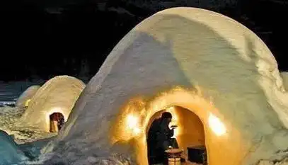 因纽特人住冰屋还裸睡,为什么不怕冷屋里生火不怕冰融化吗