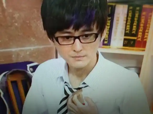 谜亚星起码证明这红色图腾 谜亚星并不是暗黑卧底的样子