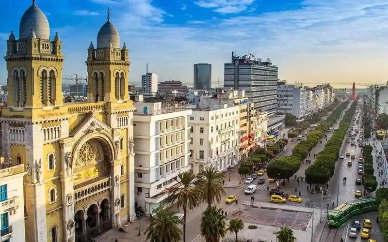 北非国家突尼斯的首都——突尼斯城-tunisia 4k by drone tunis city