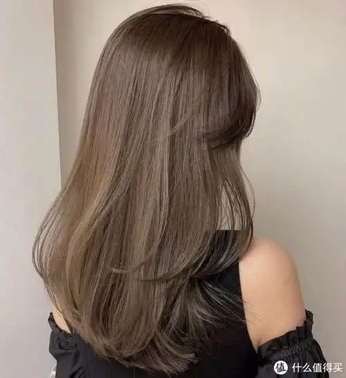 染头发什么颜色最好看 又选白又减龄.