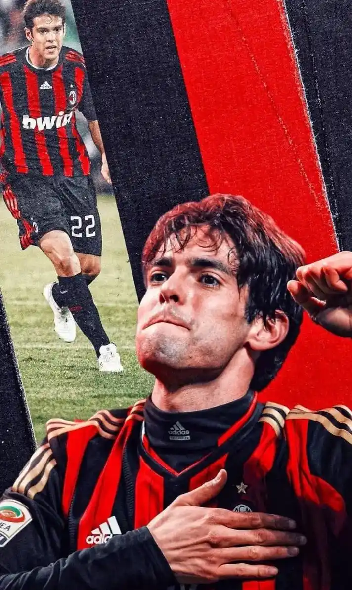 传奇球星,追风少年 #卡卡 高清手机壁纸 #上帝之子卡卡 # - 抖音