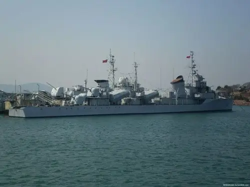 101 鞍山号(退役)