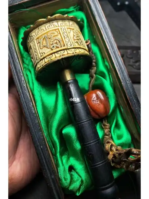藏传老转经筒