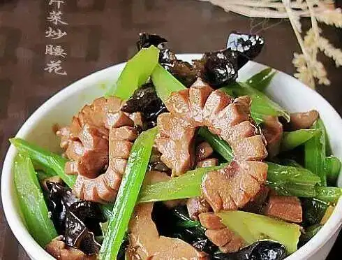 3芹菜炒腰花