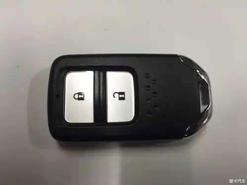 缤智五月天本田缤智钥匙换电池作业