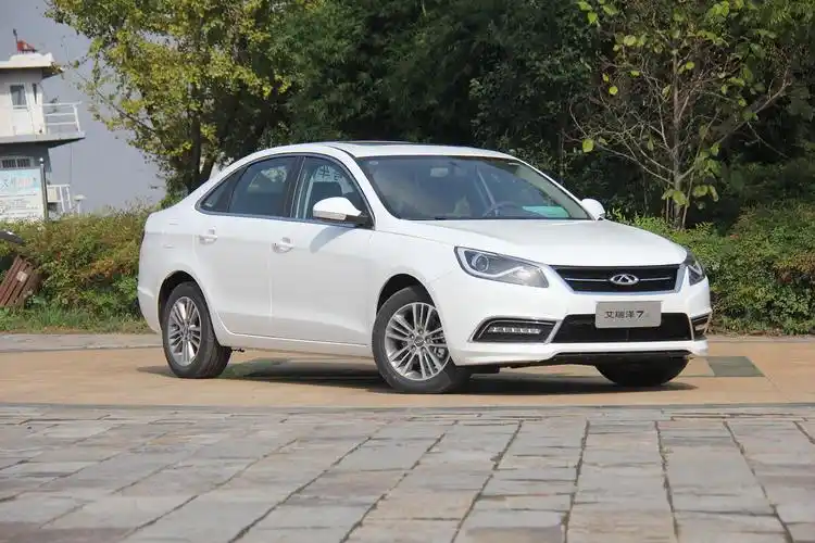 忘却浮躁 恰好够用 奇瑞艾瑞泽7e