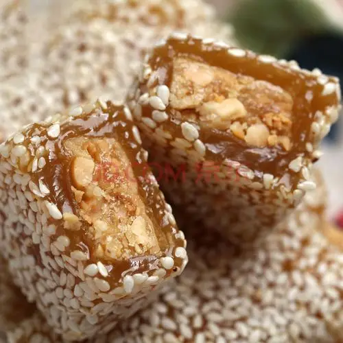 广东潮汕特产鸭脖子糖芝麻牛皮糖鸭脖糖包心卷贡糖芝麻软糖净含量500g