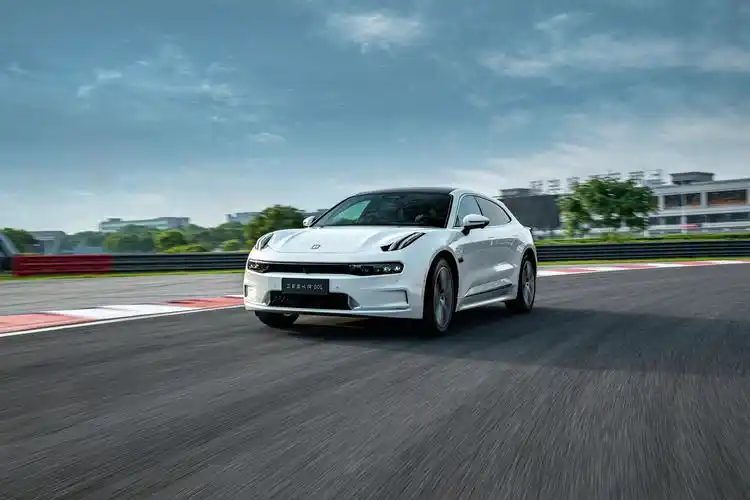 开启极氪三电科技之旅揭秘zeekr001三电系统硬核实力