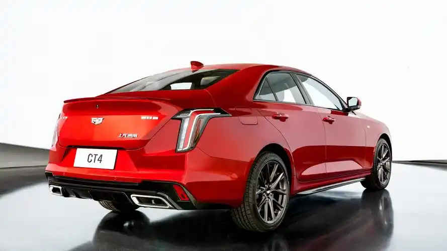 凯迪拉克ct4购车手册低配干思域高配干3系