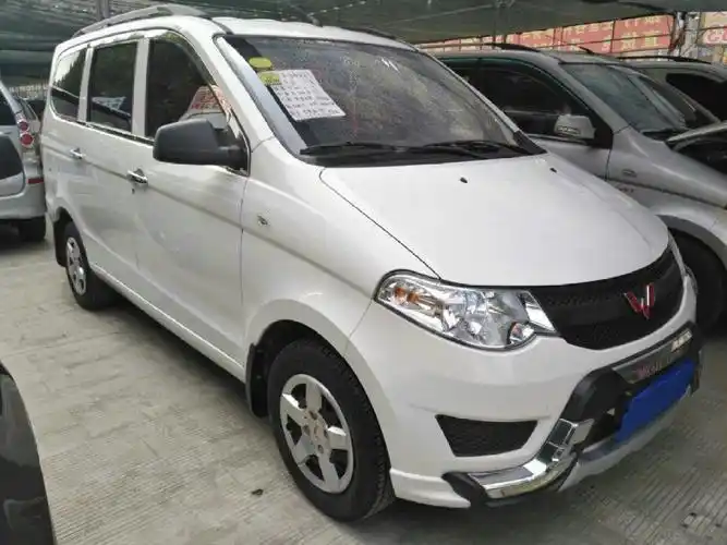 【长春】2016年6月 五菱 宏光 五菱s 1.2l 手动基本型 手动挡