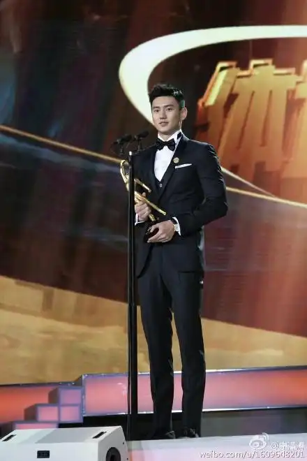 宁泽涛蝉联最佳男运动员奖