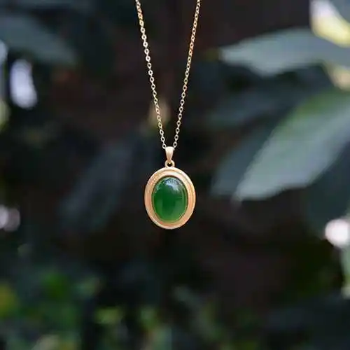 天然和田玉碧玉色吊坠s925纯银镶嵌白玉椭圆形项链简约气质复古女