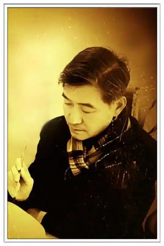 萧军简介由书法家萧军历时半年认真创作的《萧军六体千字文》于2020年