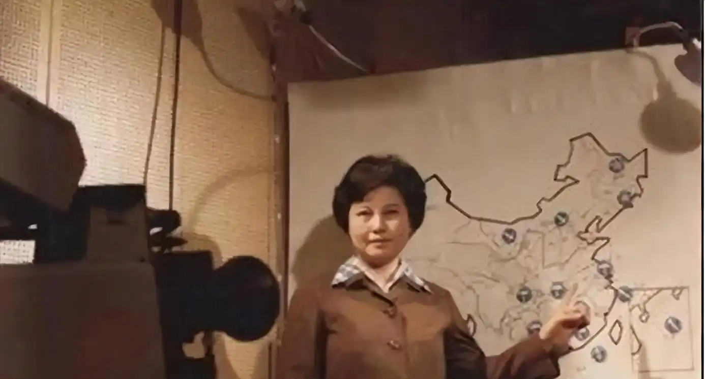 央视邢质斌:28年0失误,退休后被疑晚节不保,她经历了什么